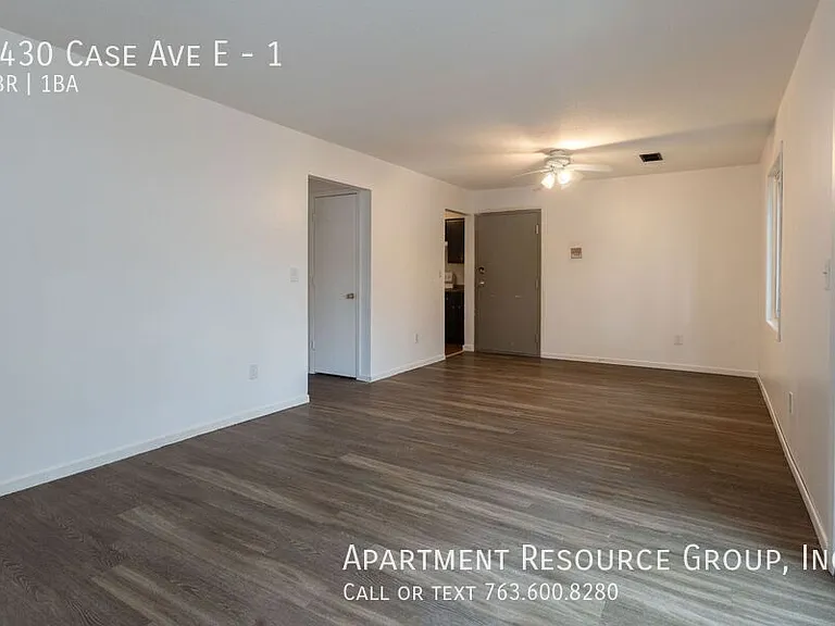 1430 Case Ave E #1 — Photo 5