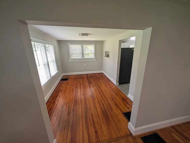7427 Hickory Rd — Photo 13