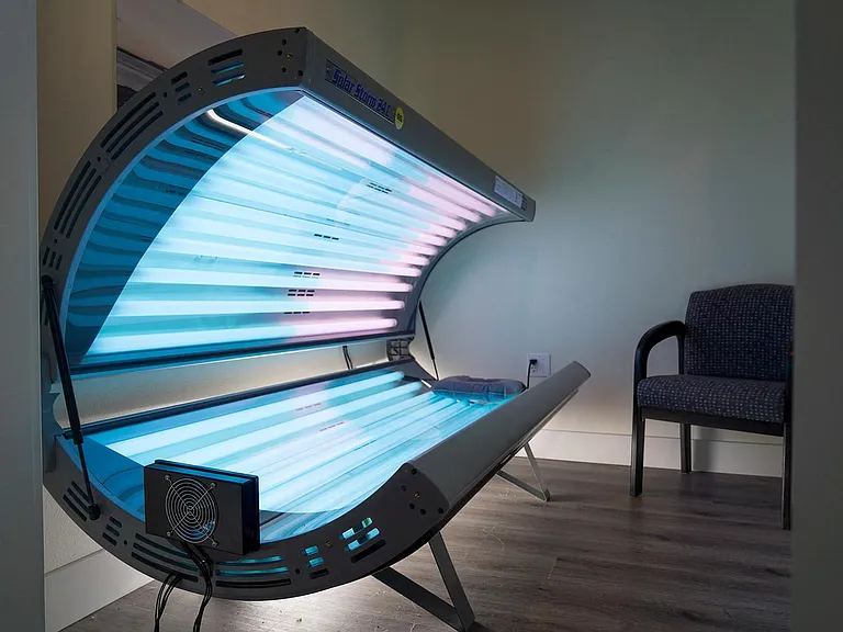 A Luxurious Tanning Bed at 5100 Summit Apartments