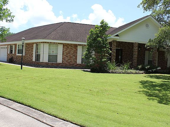 3rd image of 106 Krumbhaar Cir