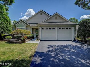 92 Foxwood Rd, Lakewood, NJ 08701
