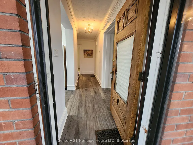 8269 Willoughby Dr — Photo 4