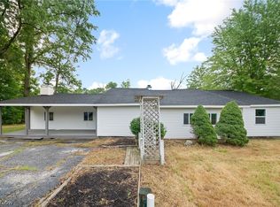 14284 Chardon Windsor Rd, Chardon, OH 44024