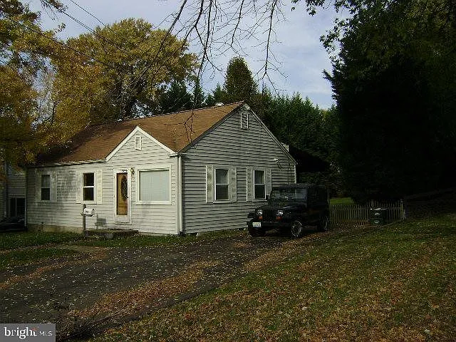 1901 Ware Rd — Photo 1