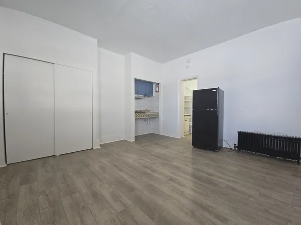 325 Union Ave #F, Riverside, NJ 08075