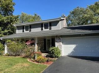 W153N9778 Neptune Dr, Germantown, WI 53022