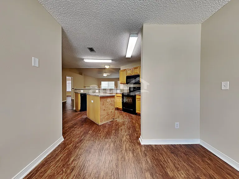 1288 W Summit Oaks Dr — Photo 4