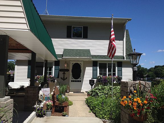 2nd image of 2662 Seymour Dr