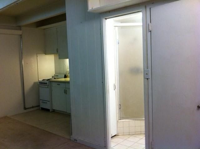 Entrance to bathroom, shower only