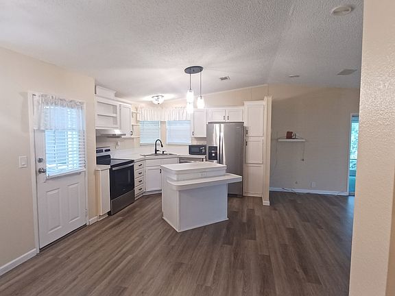 5th image of 3311 NW 64th Ct #F003
