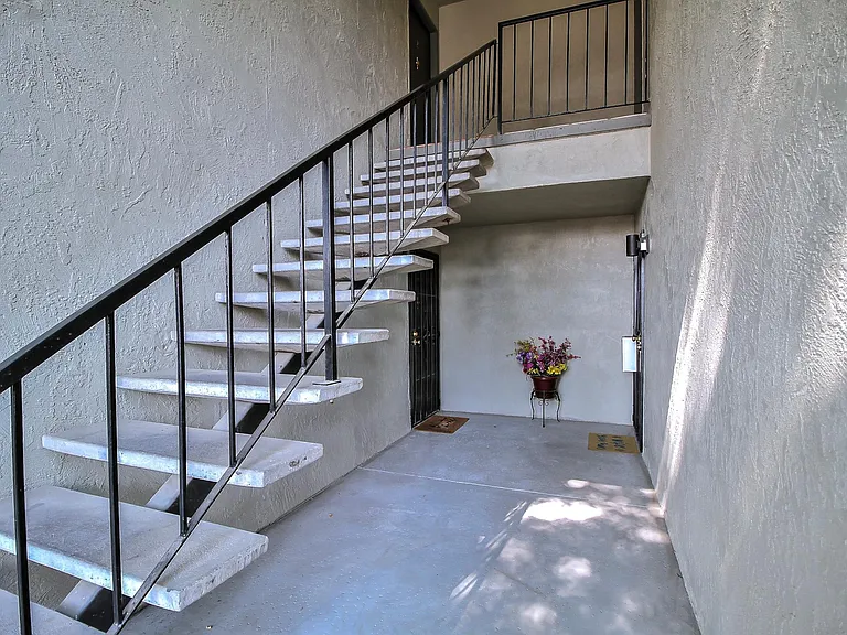 2925 Sunset Way #5 — Photo 19