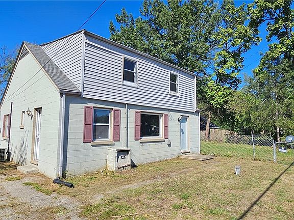 3rd image of 3025 Old Troy Pike