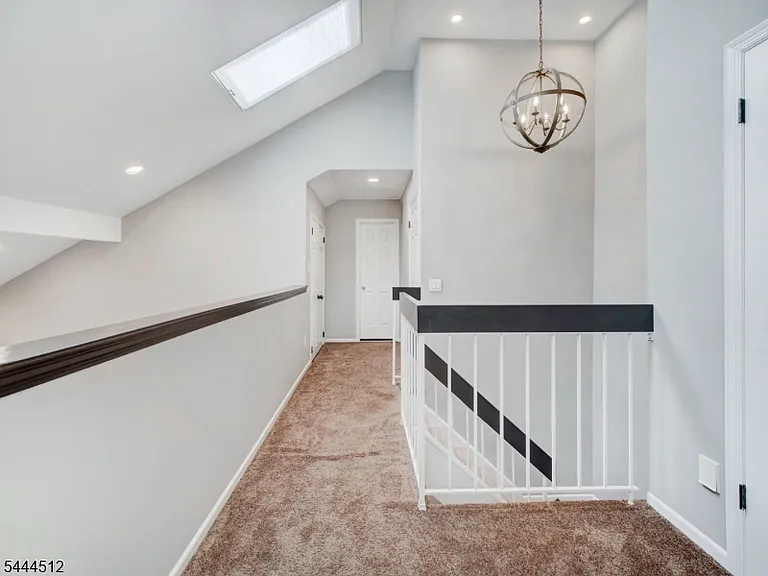 4 Tulip Cres #2B — Photo 19