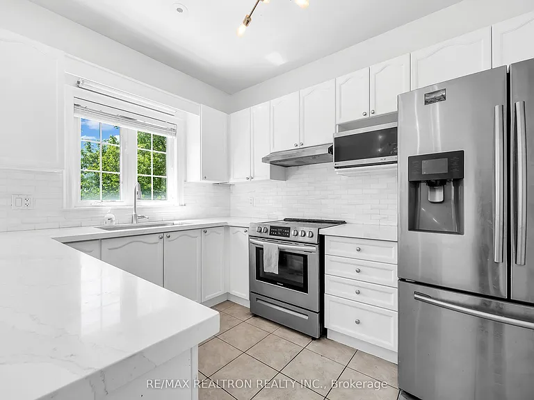 172 Vittorio De Luca Dr — Photo 24