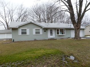410 Sullivan Ln, Braidwood, IL 60408