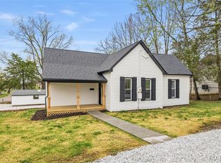 1020 W Cherry St, Troy, MO 63379