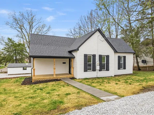 1020 W Cherry St, Troy, MO 63379