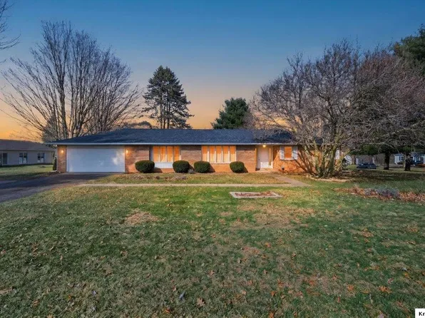 1033 Everview Dr, Mount Vernon, OH 43050