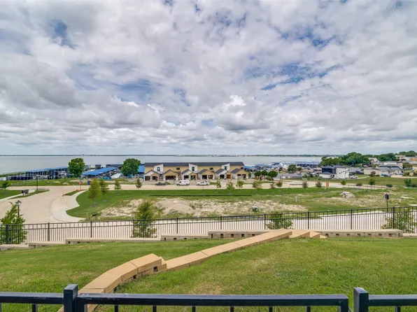 168 Henry M Chandler Dr, Rockwall, TX 75032