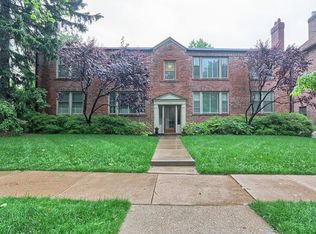 7520 Wydown Blvd APT 2E, Saint Louis, MO 63105