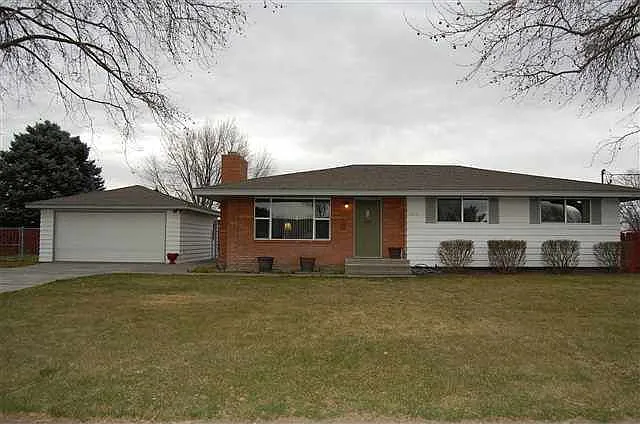 10017 Willow Way photo 1