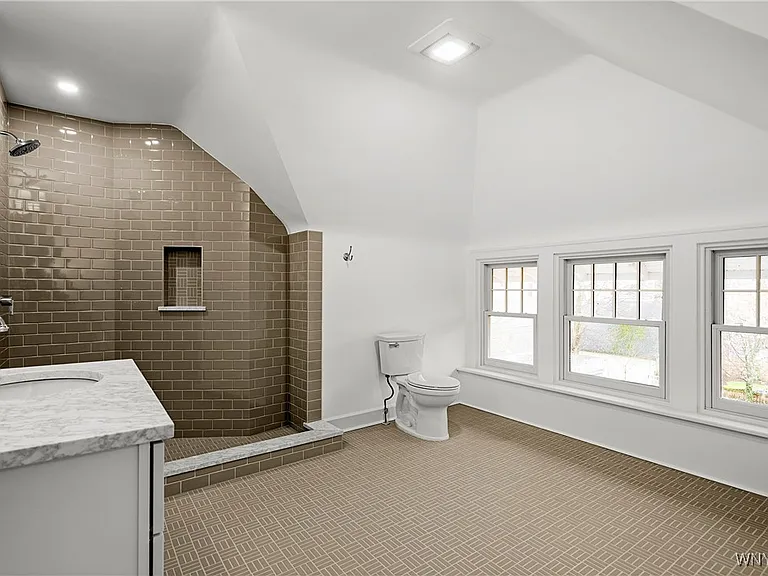 681 Lafayette Ave #3 — Photo 12