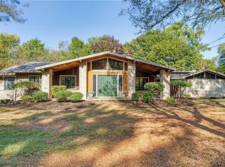 60 Warner Rd, Hubbard, OH 44425