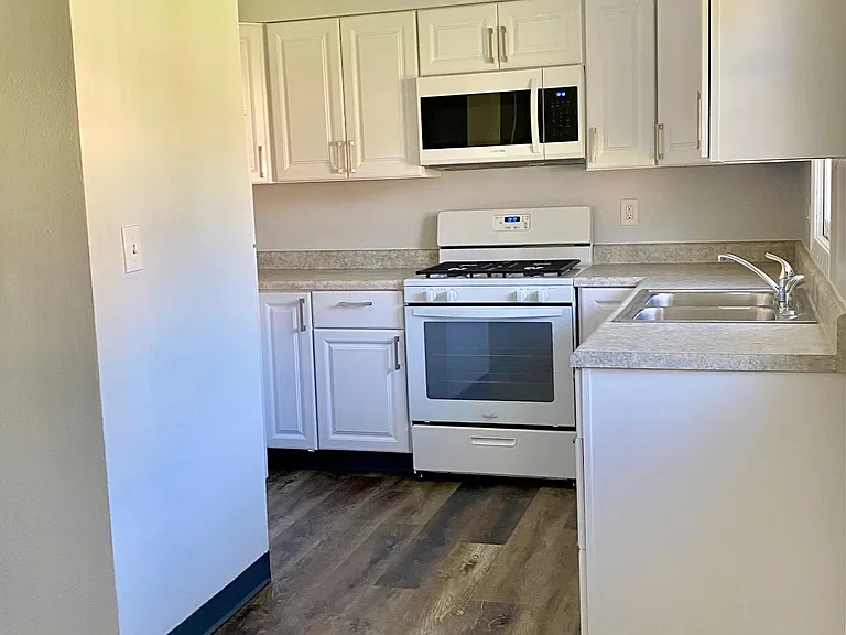 318 Sheridan Dr #0 — Photo 5