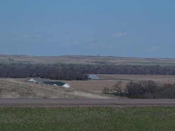 2nd image of 4 Foxtail Ln N