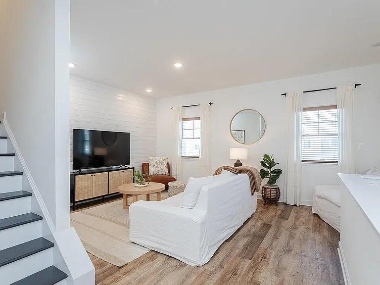 1360 Palomino Trl — Photo 7
