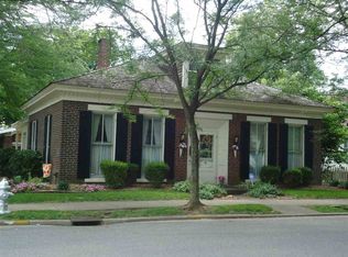 827 N 8th St, Vincennes, IN 47591