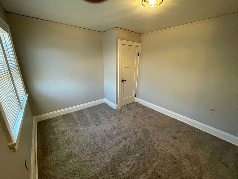 2338 W Keefe Ave #2338A — Photo 4