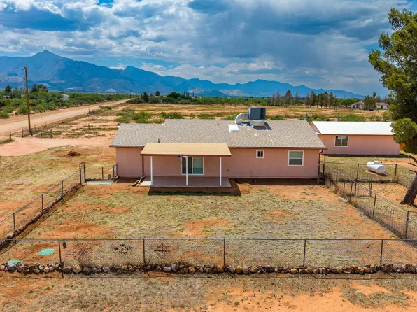 8169 E Larson Road, Hereford, AZ 85615