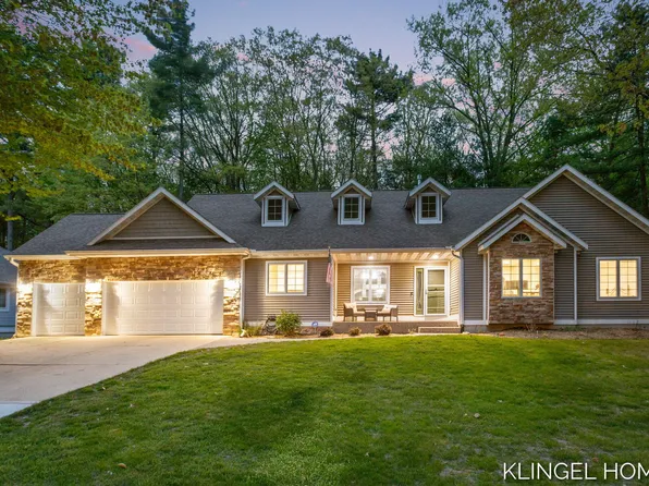 4110 Dunes Pkwy, Muskegon, MI 49441