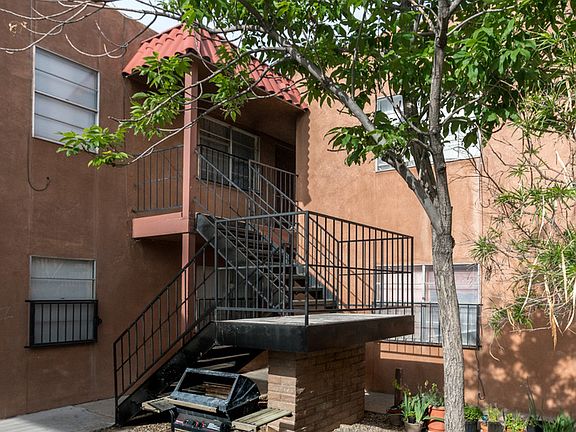 2nd image of 419 Vassar Dr SE APT 14