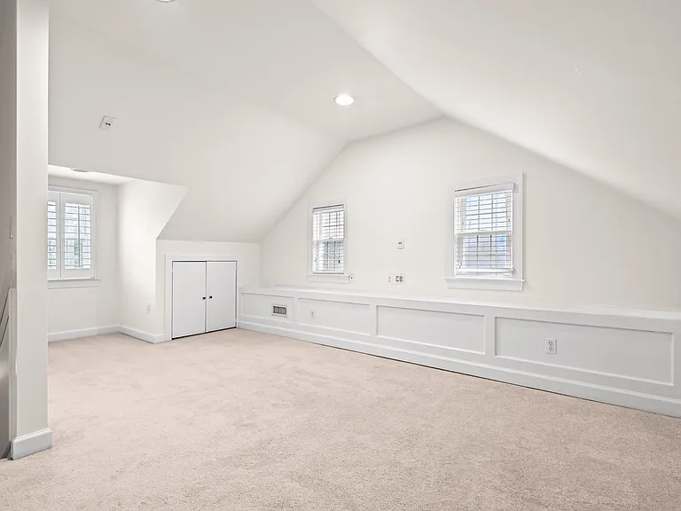 523 Allegheny Ave — Photo 43