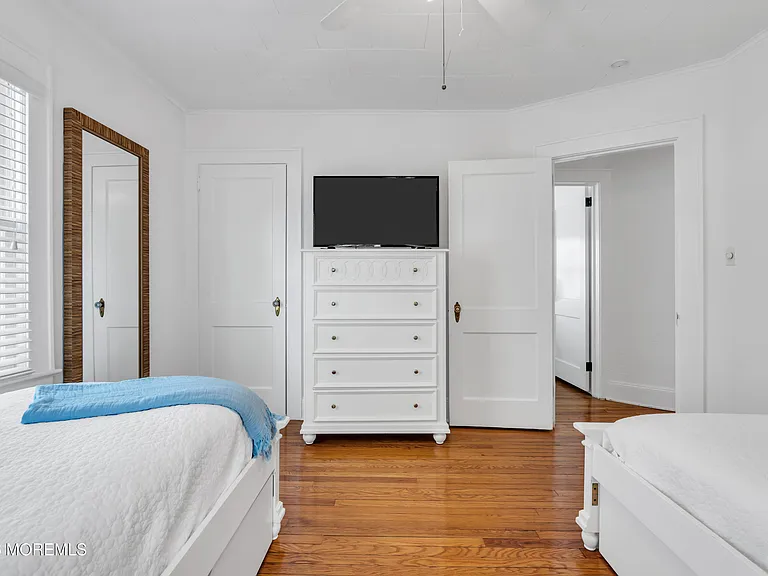111 Chicago Blvd — Photo 22