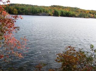 95 Rockview Rd, Castleton, VT 05735