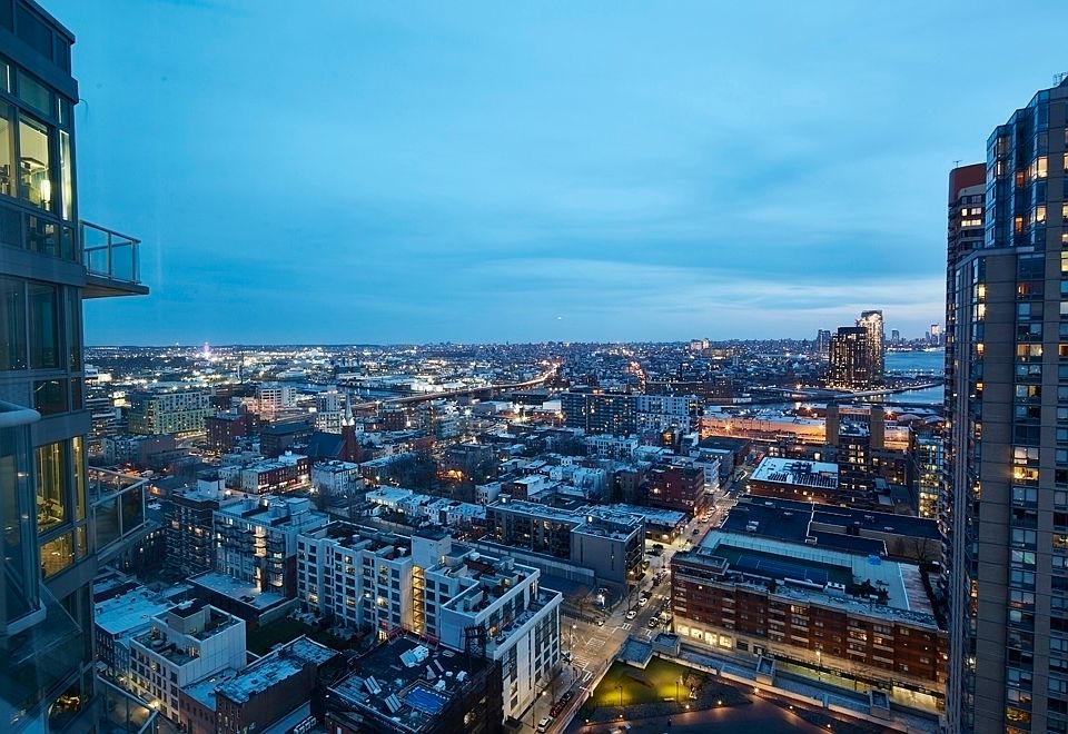 1st image of 47-05 Center Blvd #1111