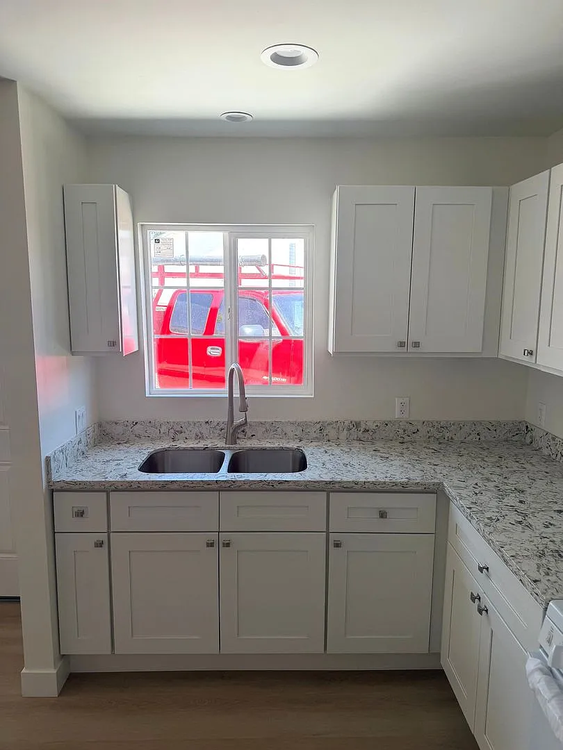 Newly Built 1-Bedroom Bungalow in El Monte — Photo 4