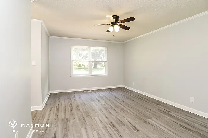 1524 Pine Creek Rd — Photo 3