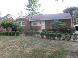 554 Merritt Ln, Birmingham, MI 48009