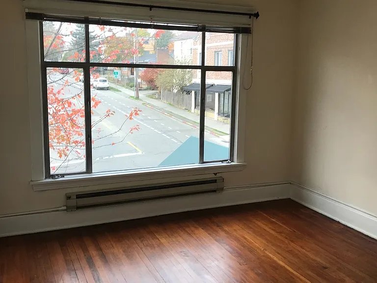 Fremont Apartments - Located on Fremont Ave — Photo 14