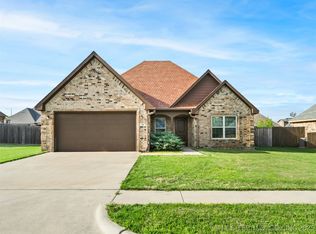 305 Hidden Path, Ardmore, OK 73401