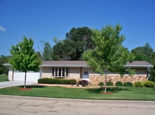 130 Fairview Ct, Spring Green, WI 53588