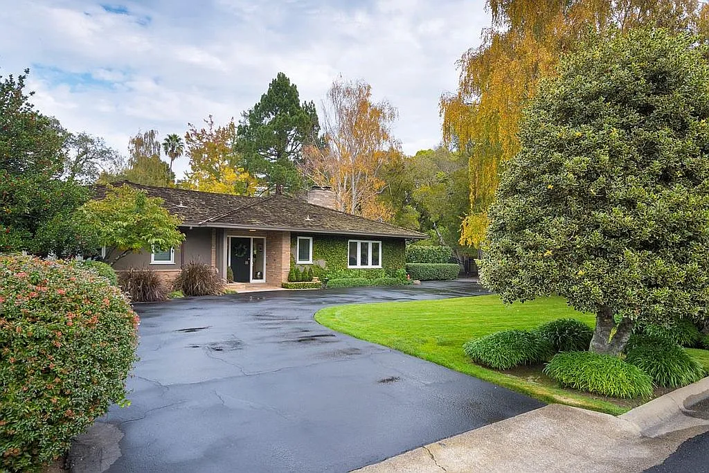 6 Wickham Pl photo 1