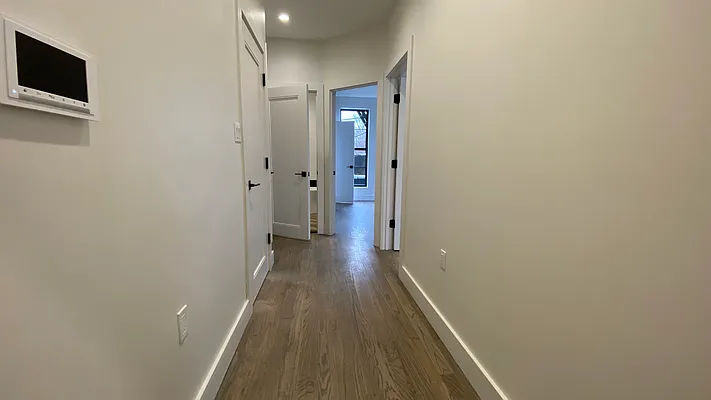 Rented by Nooklyn NYC LLC | media 56