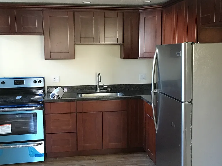 1100 Campbell St #1100 — Photo 5