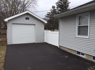 19415 S Wolf Rd, Mokena, IL 60448