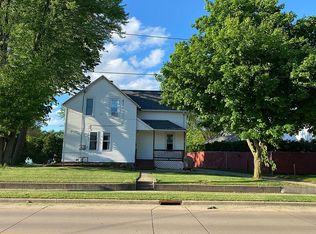 512 W Main St, Little Chute, WI 54140